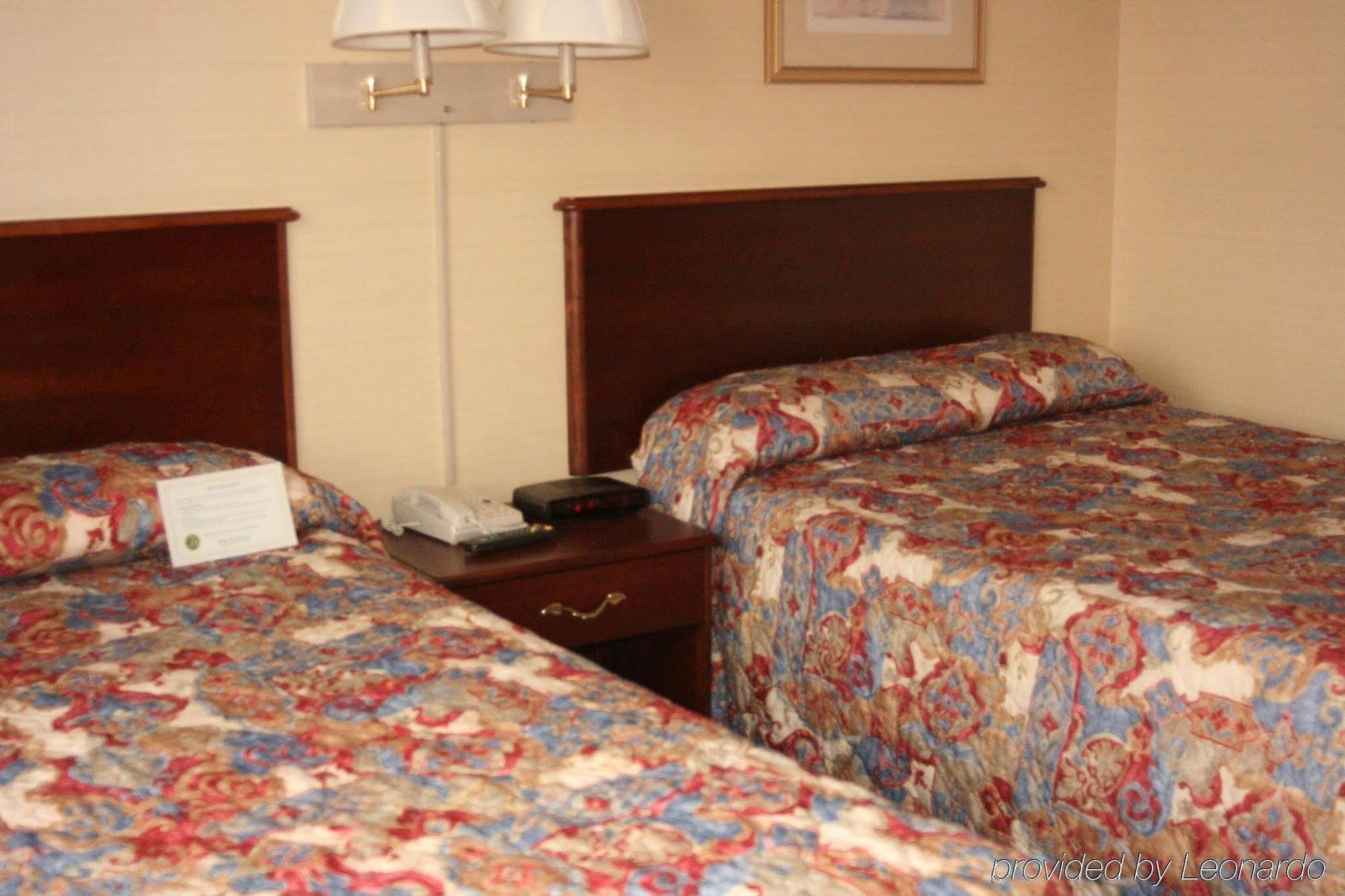 Maron Hotel & Suites Danbury Zimmer foto